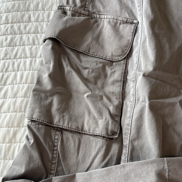 NWOT! Abercrombie Cargo Pants - Picture 6 of 14